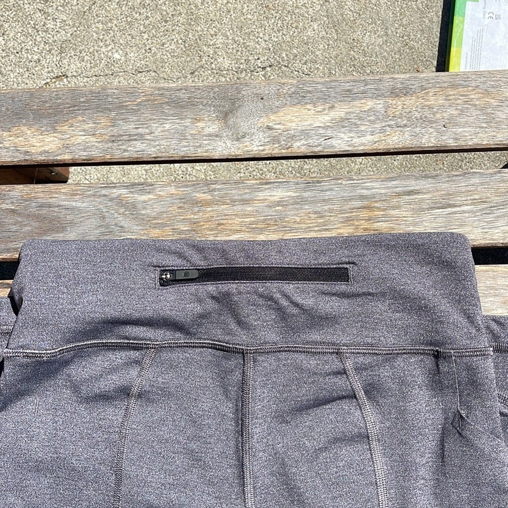 Lululemon Rival Crop Leggings - Size 4 - Picture 6 of 6